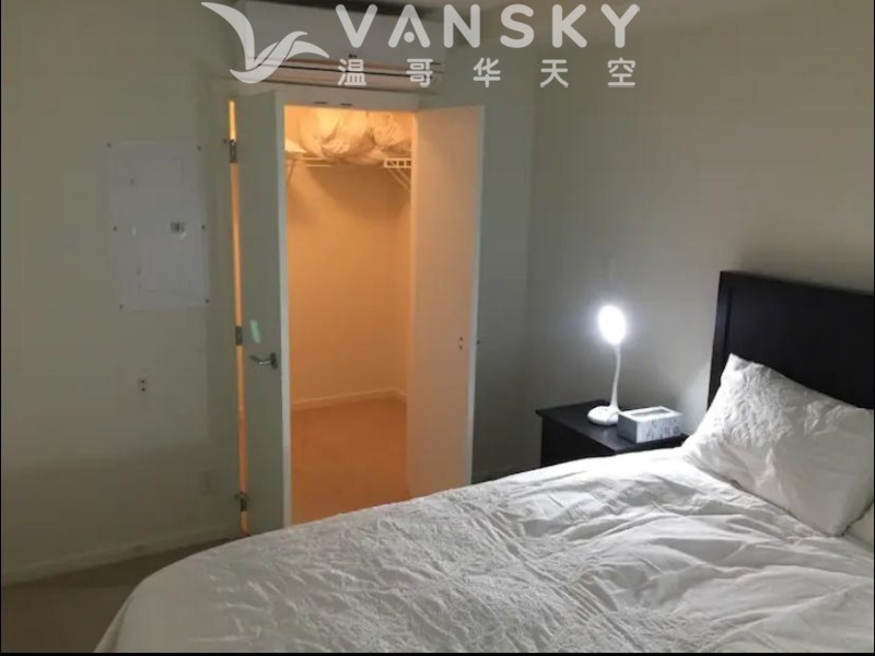 240321144650_305 walking closit.jpg